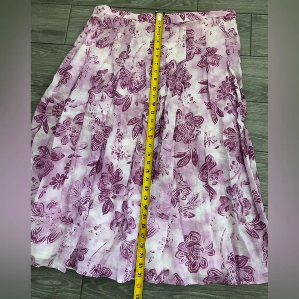 J Jill|Feminine FLORAL Linen/Cotton White & Lavendar midi skirt, flowy•••size 16